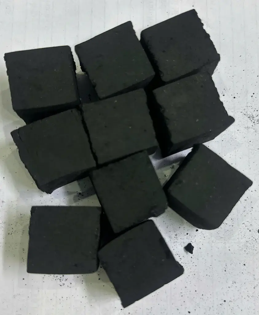 cube-coconut-shell-charcoal-xd5HsrLMbh banner 4